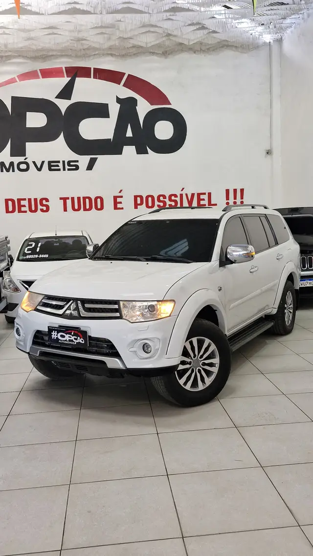 Carro Mitsubishi Pajero Dakar 2014 3.2 HPE 4WD (aut)