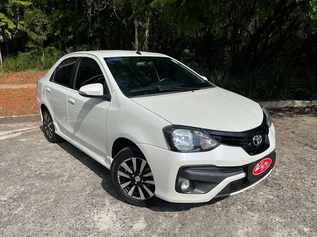 Carro Toyota Etios Sedan 2019 XLS 1.5 (Aut) (Flex)