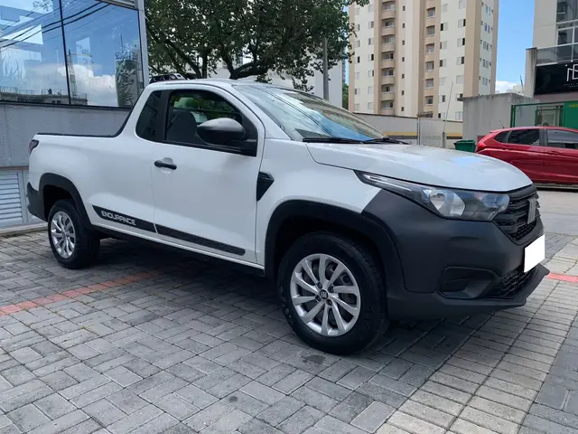 Carro Fiat Strada 2021 Endurance 1.4 CS (Flex)