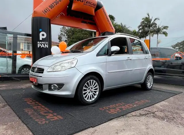 Carro Fiat Idea 2011 Essence 1.6 16V E.TorQ (Flex)