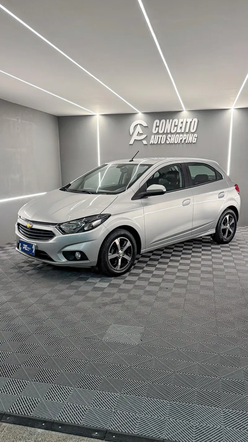 Chevrolet Onix 1.4 LTZ SPE/4 (Aut)