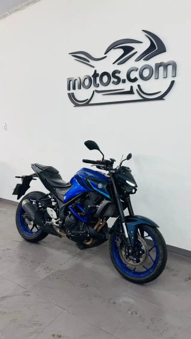 Carro Yamaha MT-03 2023 ABS