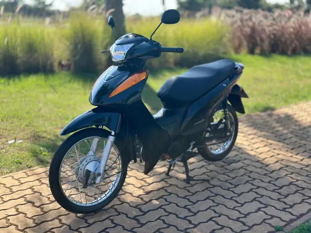 Carro Honda C 100 2013 BIZ-ES
