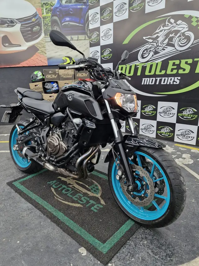 Moto Yamaha MT-07 2024 ABS