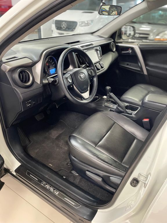 RAV4 2.0 CVT
