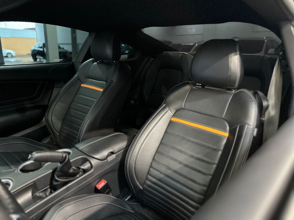 Mustang Mach 1 V8 5.0 (Aut)