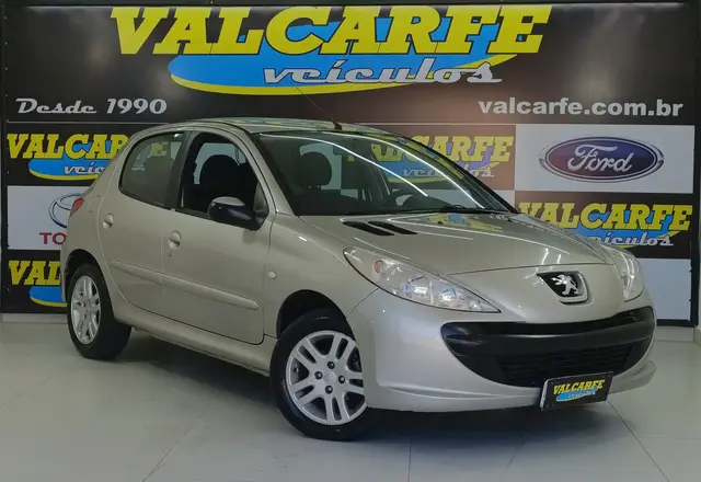 Carro Peugeot 207 2009 Hatch XR 1.4 8V (flex) 4p