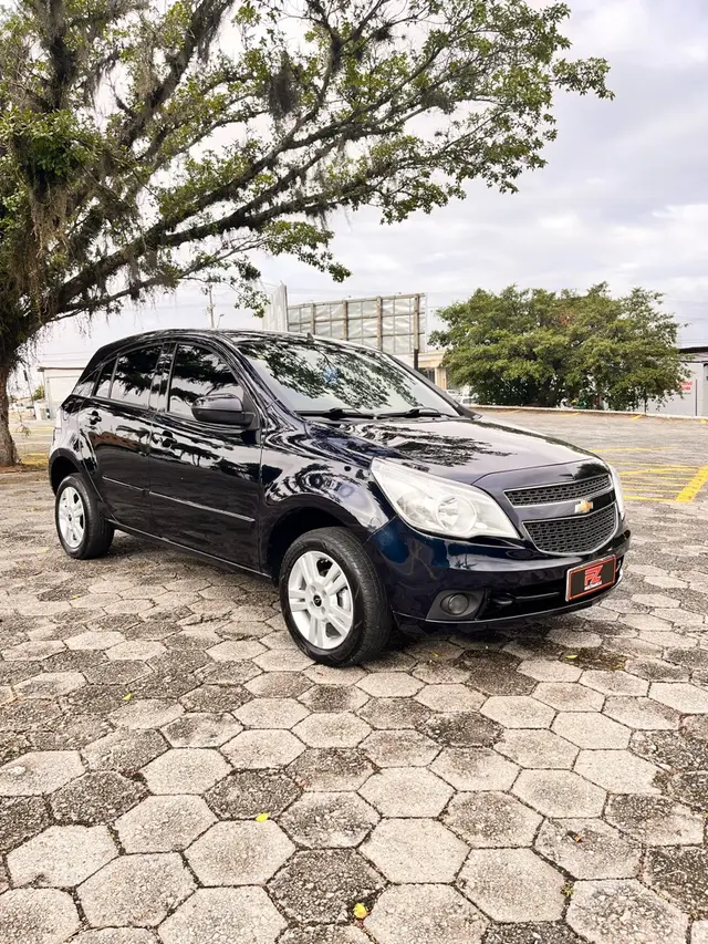 Carro Chevrolet Agile 2011 LTZ 1.4 8V (Flex)