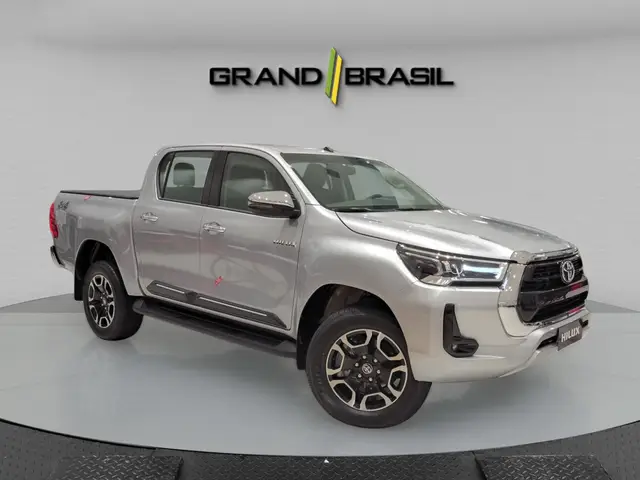 Carro Toyota Hilux Cabine Dupla 2025 SRV 4x4 2.8 Diesel