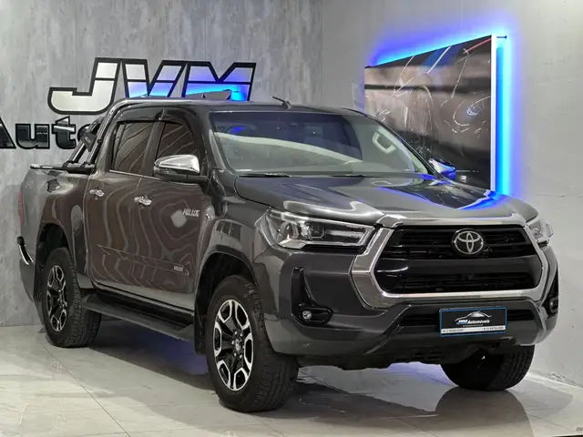 Carro Toyota Hilux Cabine Dupla 2024 SRX 4x4 2.8 Diesel