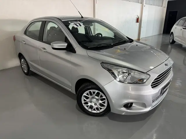 Carro Ford Ka Sedan 2017 SE Plus 1.5 16v (Flex)