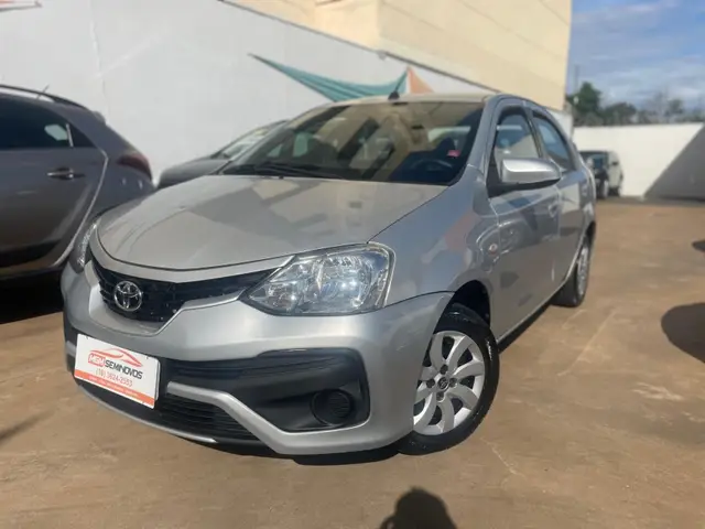 Carro Toyota Etios 2018 XS 1.5 (Aut) (Flex)