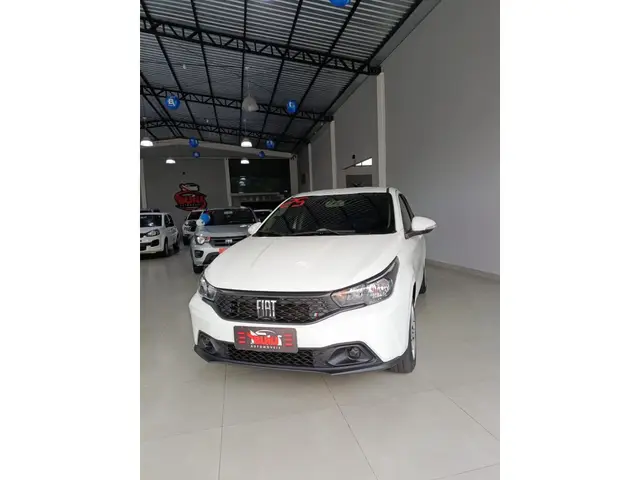 Carro Fiat Argo 2025 Drive 1.0