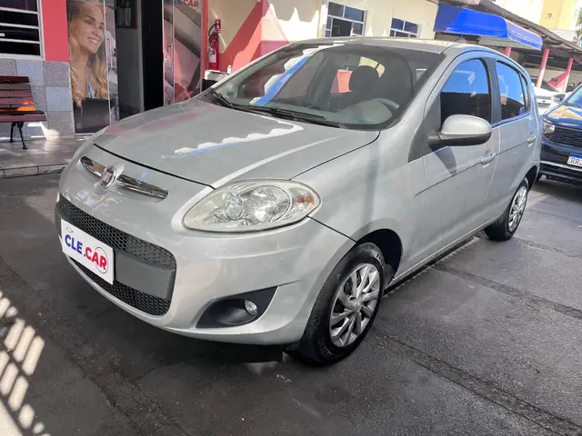 Carro Fiat Palio 2013 Attractive 1.0 8V (Flex)