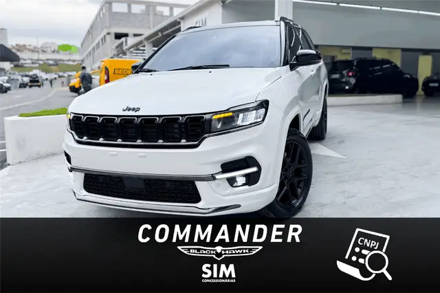 Carro Jeep Commander 2025 Blackhawk 2.0 Hurricane