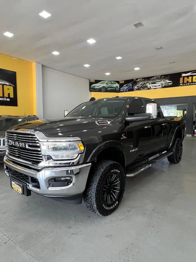 Carro RAM 3500 2022 Laramie 6.7