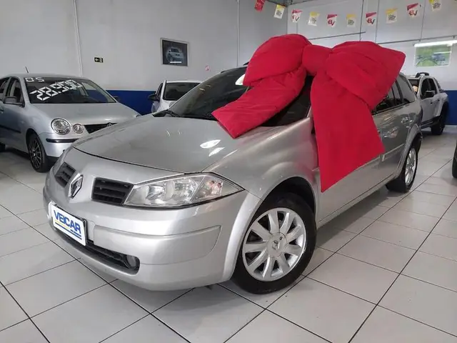 Carro Renault Megane Grand Tour 2008 Mégane Grand Tour Dynamique 1.6 16V (flex)