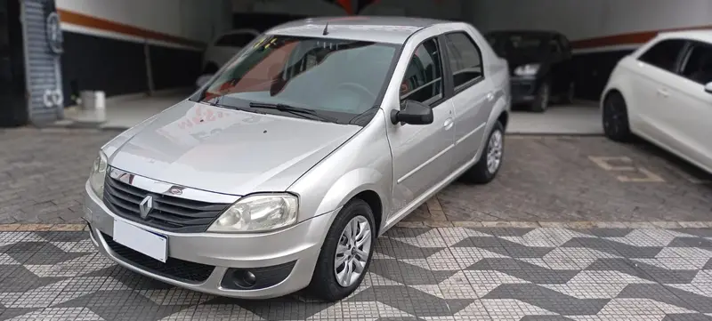 Renault Logan Expression 1.6 8V Hi-Torque (flex)