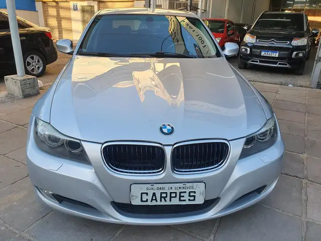 Carro BMW 320i 2010 320i Joy 2.0 16V