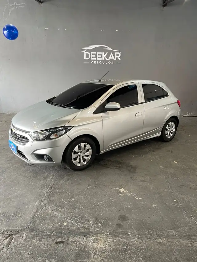 Carro Chevrolet Onix 2018 1.0 Joy SPE/4