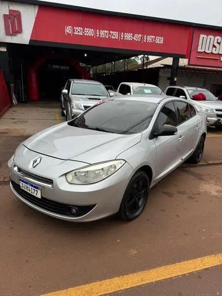 Carro Renault Fluence 2013 2.0 16V Dynamique (Flex)