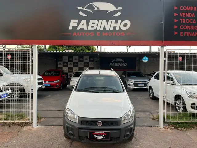 Carro Fiat Strada 2016 Working 1.4 (Flex)