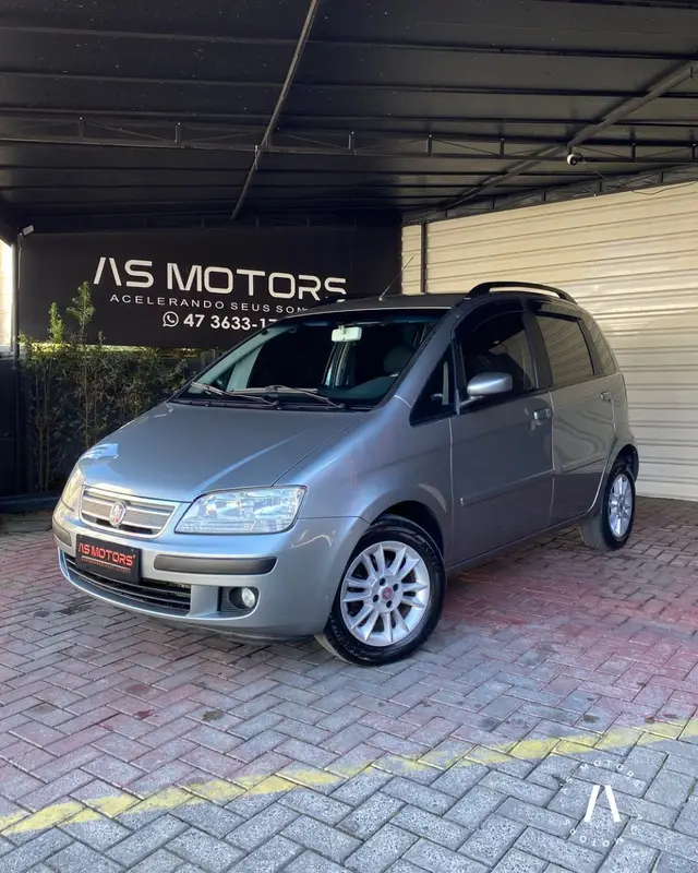 Carro Fiat Idea 2010 ELX 1.4 (Flex)