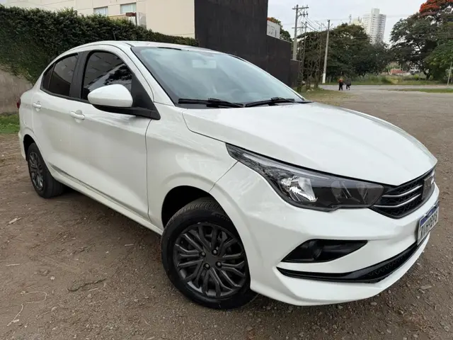 Carro Fiat Cronos 2023 Drive 1.0 (Flex) MT