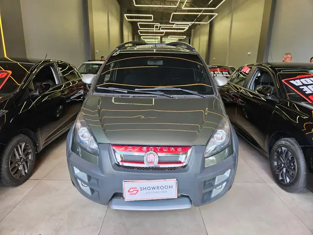 Carro Fiat Idea 2014 Adventure 1.8 16V E.TorQ (Flex)