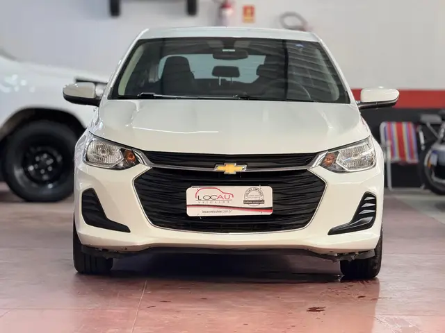 Carro Chevrolet Onix 2023 LT 1.0 Turbo