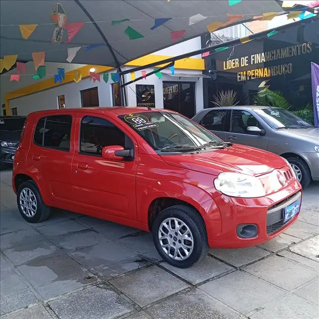 Carro Fiat Uno 2014 Vivace 1.0 8V (Flex) 4p
