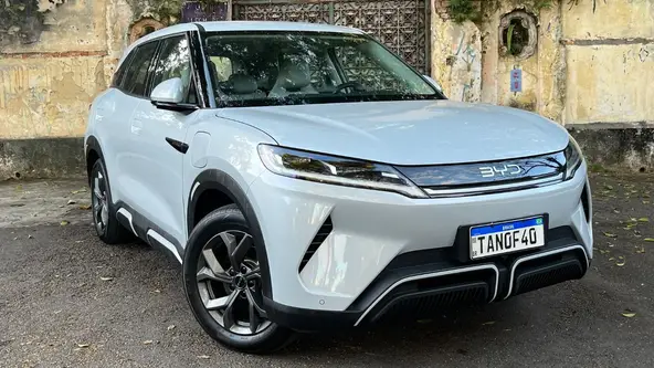 Modelo é o SUV mais barato da marca e oferece pacote de equipamentos interessante