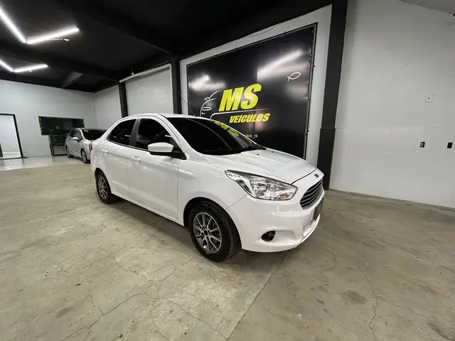 Carro Ford Ka Sedan 2017 SE Plus 1.5 16v (Flex)