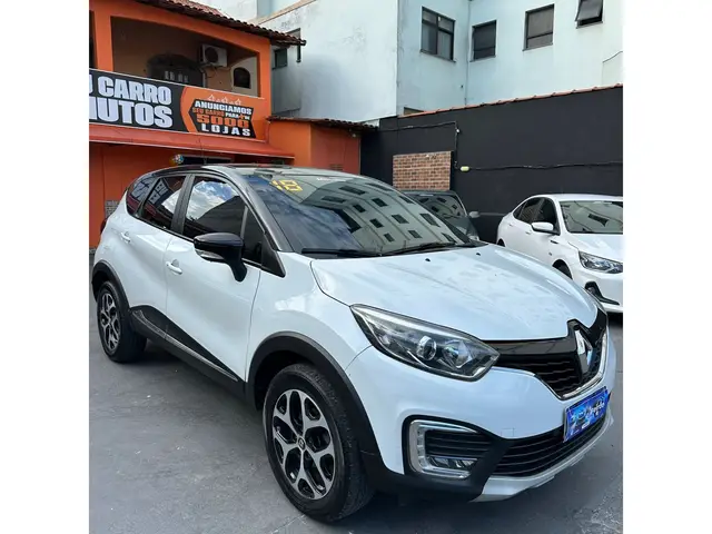 Carro Renault Captur 2018 Intense 1.6 16v SCe CVT (Flex)