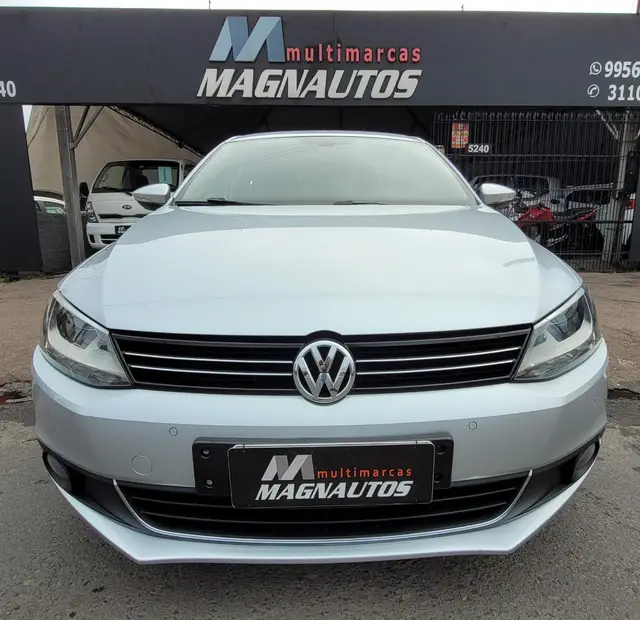 Carro Volkswagen Jetta 2013 2.0 TSI Highline DSG