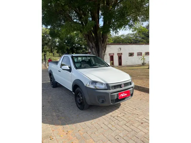 Carro Fiat Strada 2017 Hard Working 1.4 (Flex) (Cabine Estendida)
