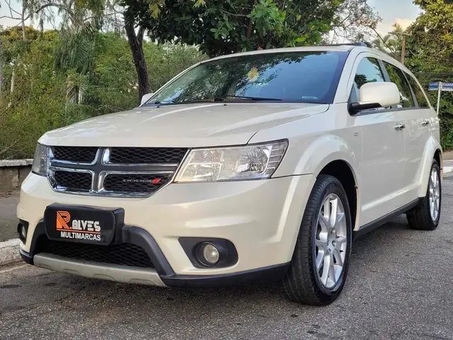 Carro Dodge Journey 2013 RT 3.6 V6 AWD