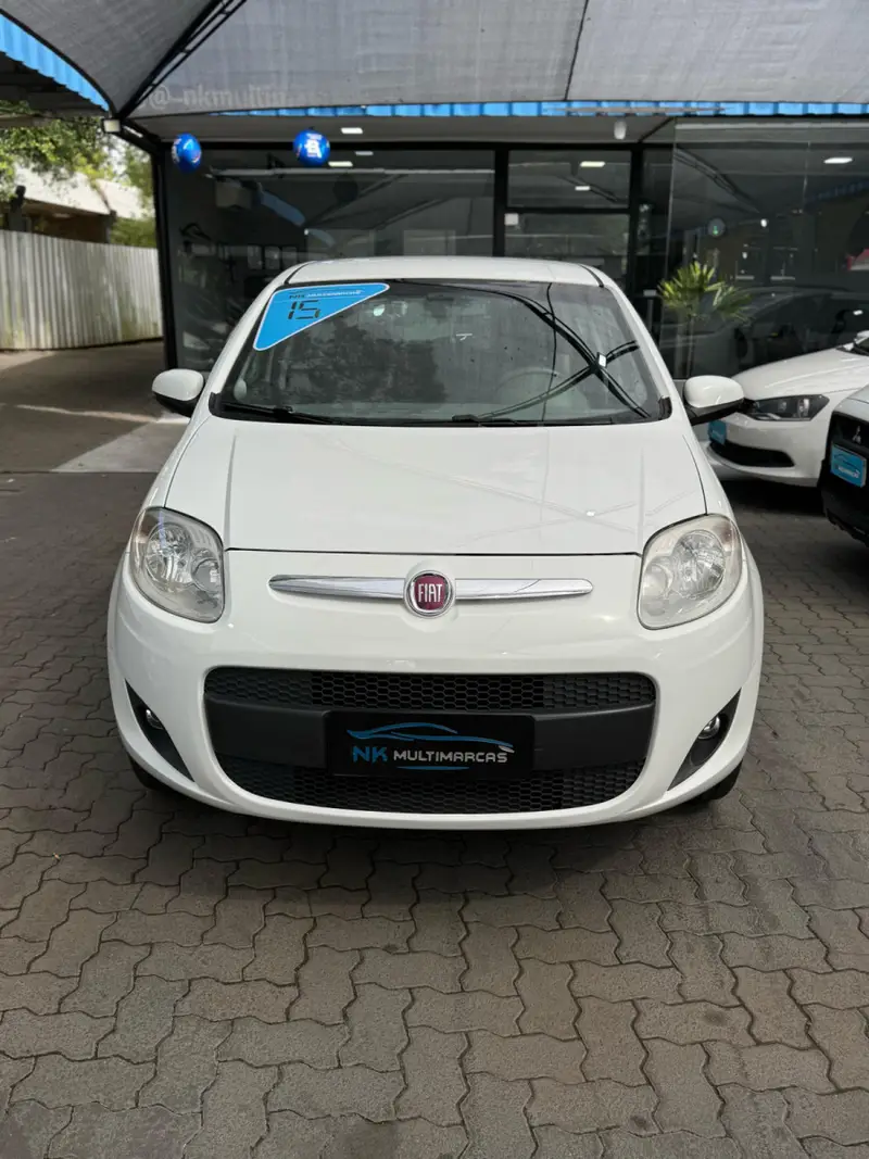 Fiat Palio Essence 1.6 16V (Flex)