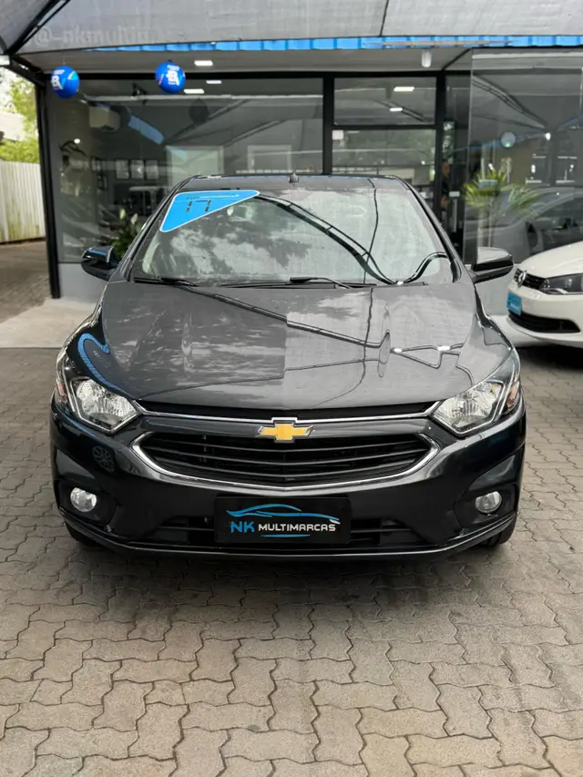 Carro Chevrolet Onix 2017 HATCH EFFECT 1.4 8V F.Power (Mec.)