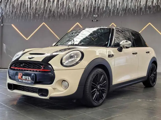 Carro MINI Cooper 2015 2.0 S Exclusive 2p