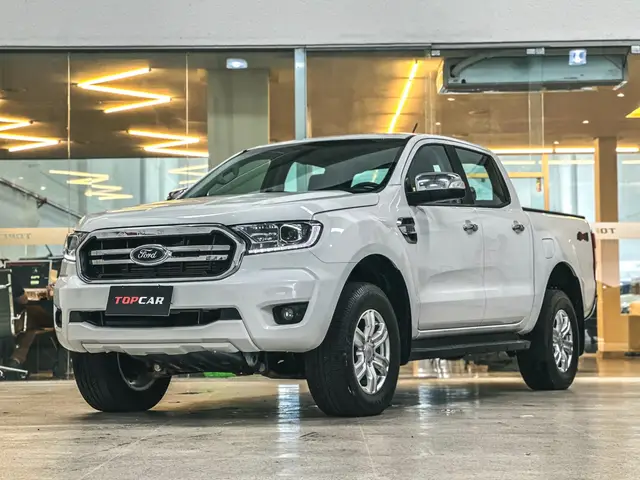 Carro Ford Ranger Cabine Dupla 2023 XLT 3.2 Turbodiesel 20V 4x4 (Aut)