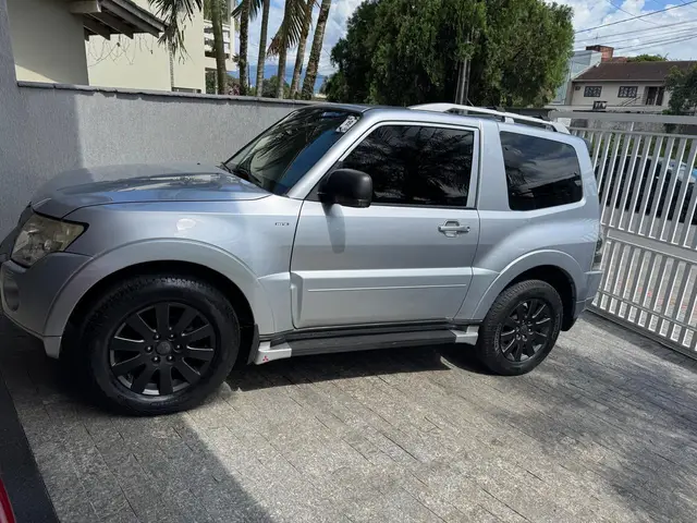 Carro Mitsubishi Pajero Full 2008 HPE 3.8 3p