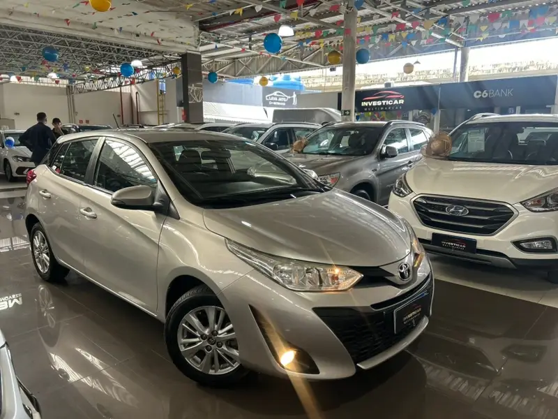 Toyota Yaris 1.3 XL (Flex)