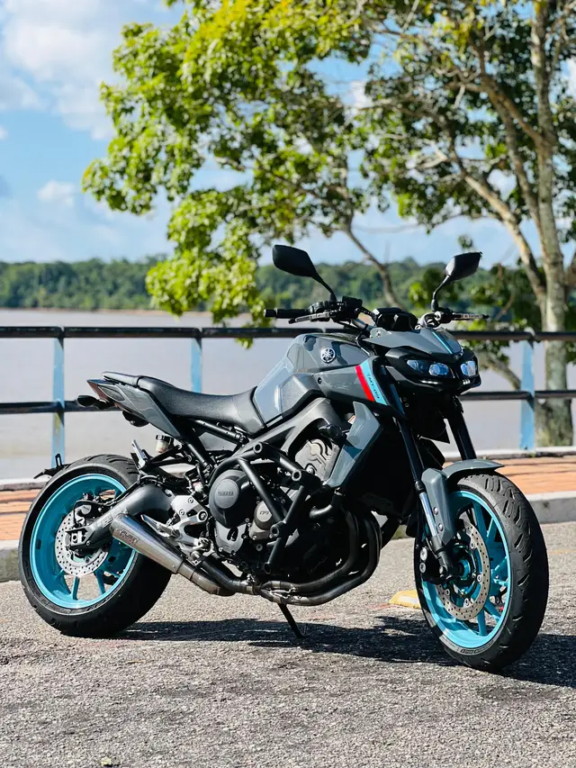 Carro Yamaha MT-09  2022 ABS