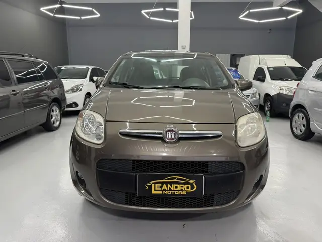 Carro Fiat Palio 2013 Attractive 1.0 8V (Flex)