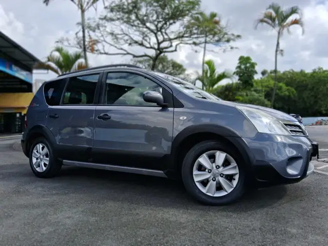 Carro Nissan Livina 2012 X-Gear SL 1.8 16V (flex) (aut)