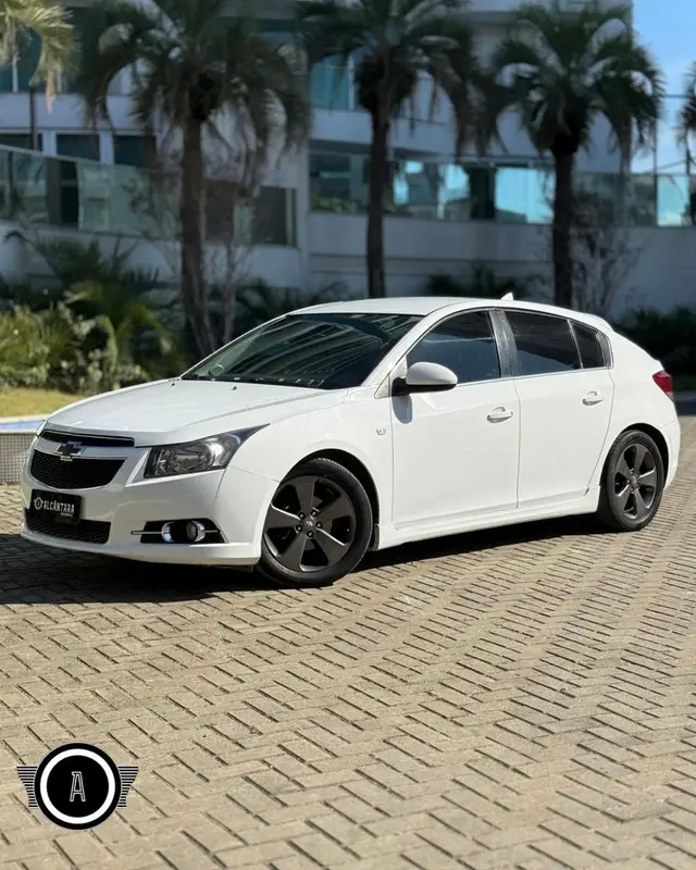 Carro Chevrolet Cruze Sport6 2012 LT 1.8 16V Ecotec (Flex)