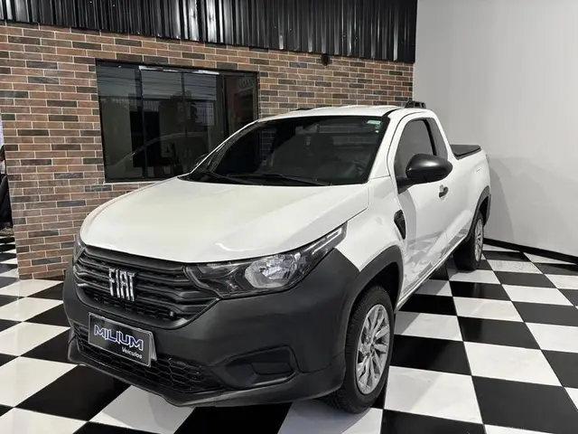 Carro Fiat Strada 2023 Endurance 1.4 Cabine Plus (Flex)