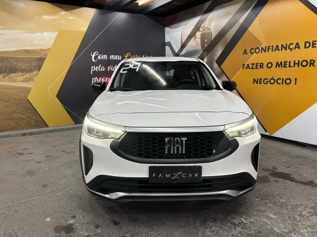 Carro Fiat Fastback 2024 Audace