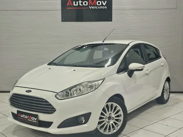 Carro Ford New Fiesta Hatch 2015 New Fiesta Titanium 1.6 16V PowerShift